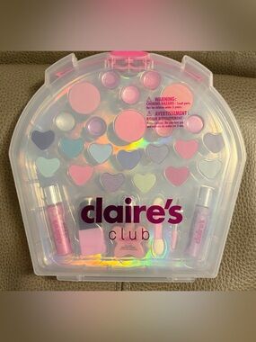 Claire's Club Pink Pastel Holographic Heart Makeup Palette